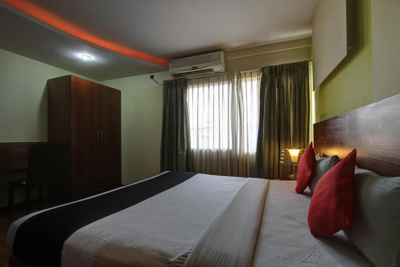 Capital O 80566 Hotel Mayank Bilaspur (Chhattisgarh) Bagian luar foto