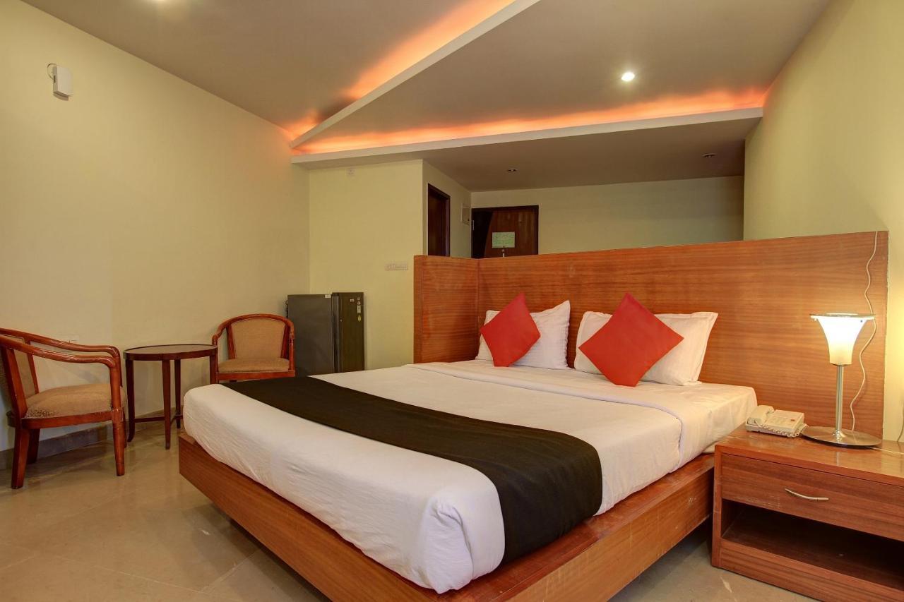 Capital O 80566 Hotel Mayank Bilaspur (Chhattisgarh) Bagian luar foto